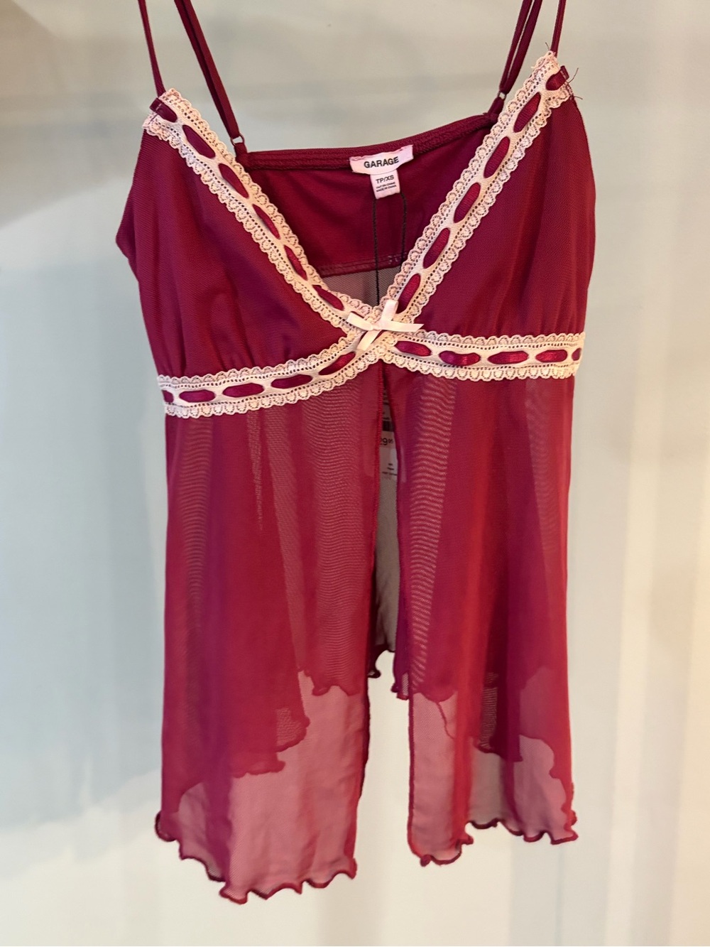 NWT ✨ Garage haut Burgundy lace trim babydoll flyaway  cami in red plum XS